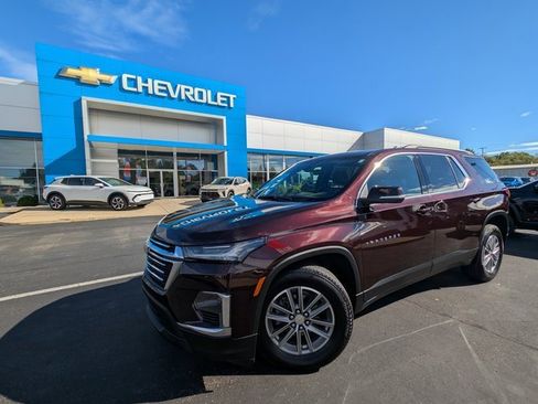 Used 2023 Chevrolet Traverse LT image 31