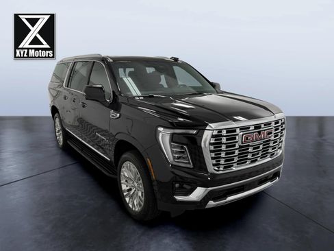 Used 2026 GMC Yukon XL Denali w/ Advanced Technology Package AWD/4WD image 7