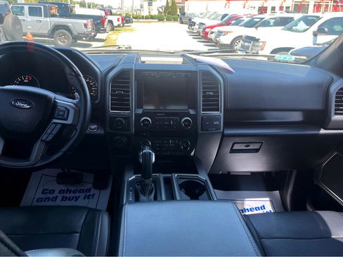 Used 2017 Ford F150 Raptor w/ Equipment Group 802A Luxury image 17