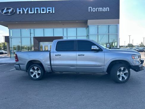 Used 2019 RAM 1500 Laramie w/ Sport Appearance Package AWD/4WD image 8