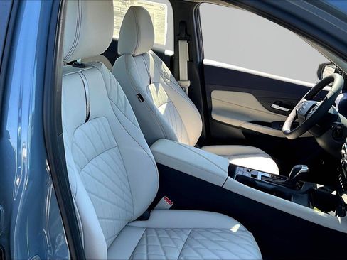 New 2026 Nissan Sentra SL FWD image 19