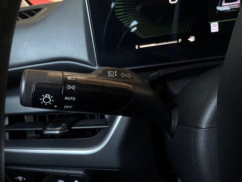 Used 2025 Kia K4 FWD image 36
