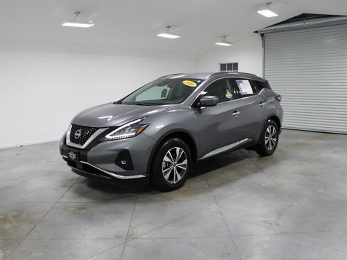 Used 2023 Nissan Murano SV image 4