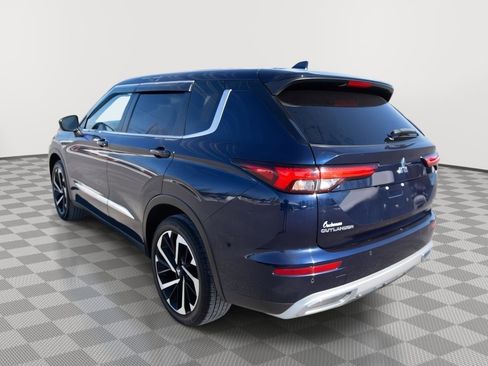 Used 2024 Mitsubishi Outlander SE image 7