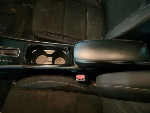 Used 2023 Nissan Kicks SV image 10