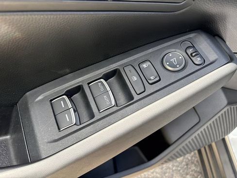 Used 2025 Honda Accord LX image 18