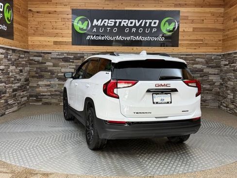 Used 2023 GMC Terrain SLE w/ Driver Convenience Package AWD/4WD image 8