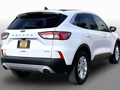 Used 2022 Ford Escape SE w/ Convenience Package AWD/4WD image 2
