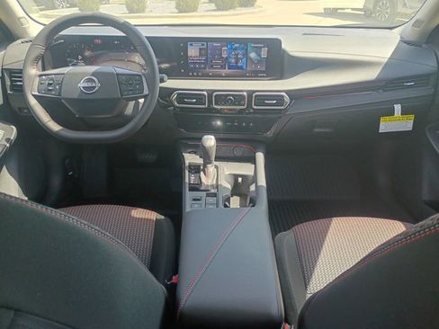 New 2026 Nissan Sentra SR w/ Floor Mat Package FWD image 8