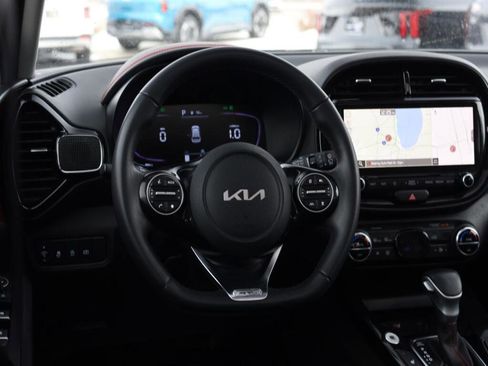 Used 2023 Kia Soul GT-Line w/ GT-Line Technology Package FWD image 8
