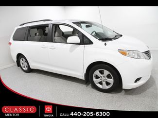Used 2012 Toyota Sienna LE w/ Towing Pkg video 1