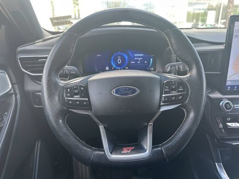 Used 2020 Ford Explorer ST w/ Premium Technology Package AWD/4WD image 21