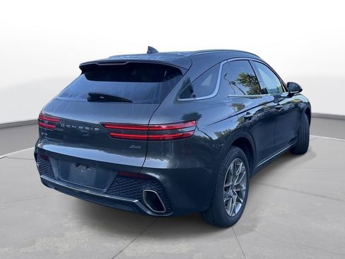 Used 2025 Genesis GV70 2.5T AWD/4WD image 6