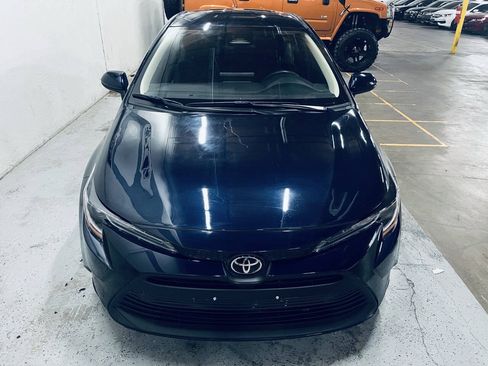 Used 2025 Toyota Corolla LE FWD image 2