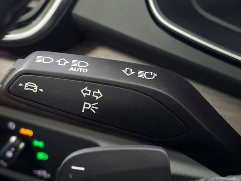 Certified 2025 Audi Q5 2.0T Premium Plus w/ Premium Plus Package image 44