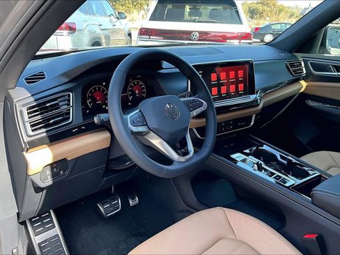 New 2026 Volkswagen Atlas Cross Sport SEL R-Line image 8