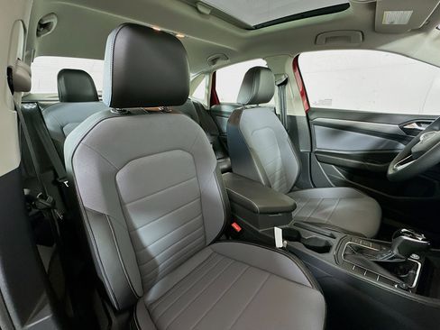 New 2026 Volkswagen Jetta SE FWD image 26
