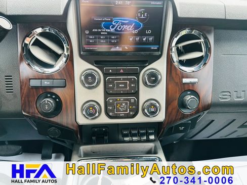 Used 2014 Ford F250 Lariat w/ Lariat Interior Package image 18