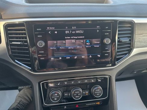 Used 2022 Volkswagen Atlas SE image 25