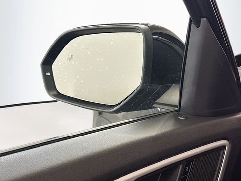 Used 2022 Volkswagen Atlas Cross Sport SEL R-Line w/ Cross Sport MDO Package AWD/4WD image 16
