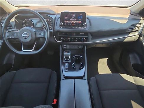Used 2023 Nissan Rogue S FWD image 17