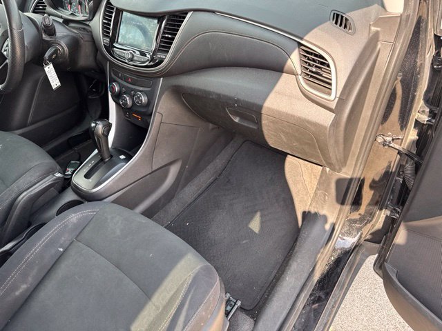 Used 2020 Chevrolet Trax LS w/ Tint and Cruise Package FWD image 12