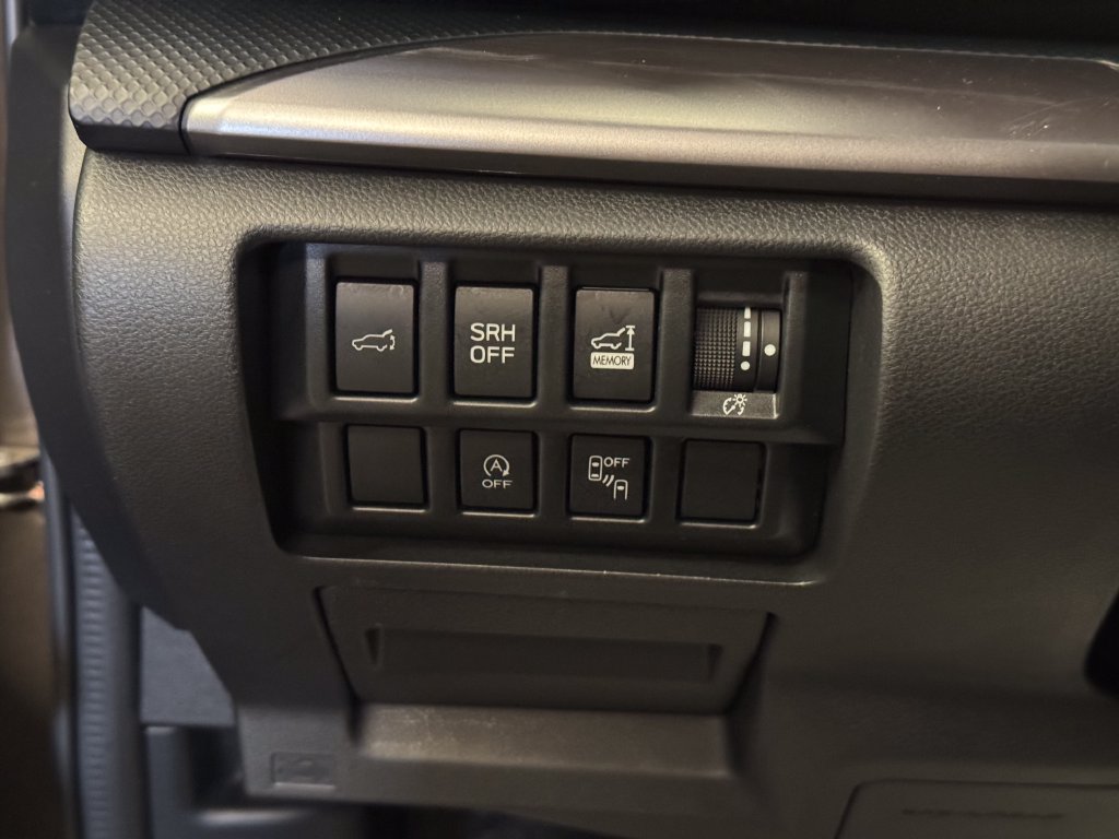 Used 2021 Subaru Forester Premium AWD/4WD image 18