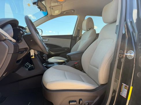 Used 2017 Hyundai Santa Fe Sport FWD image 9