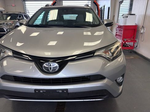 Used 2017 Toyota RAV4 XLE w/ Premium Special Value Package AWD/4WD image 4