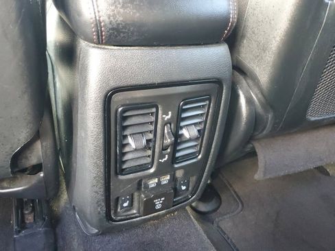 Certified 2022 Dodge Durango R/T w/ Blacktop Package AWD/4WD image 18