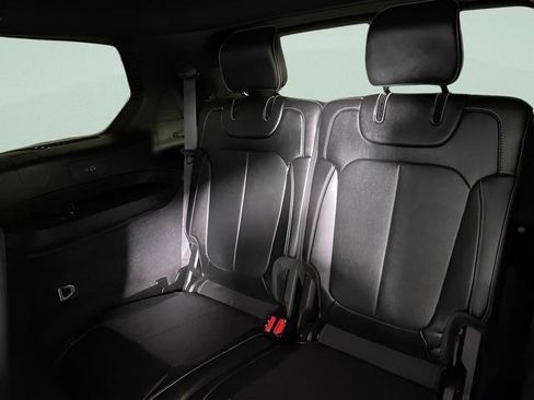 Used 2024 Jeep Grand Cherokee L Overland w/ Advanced Protech Group III image 9