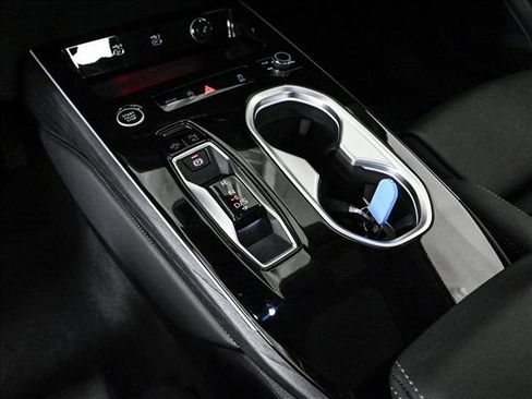 New 2026 Audi A6 Premium Plus image 12