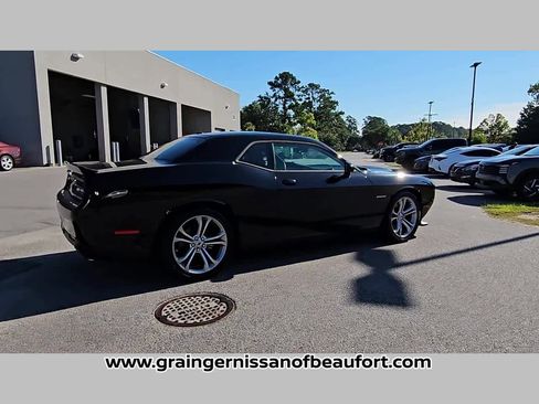 Used 2022 Dodge Challenger R/T image 30