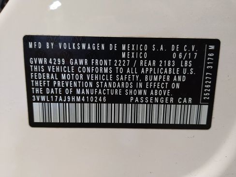 Used 2017 Volkswagen Jetta SEL FWD image 33