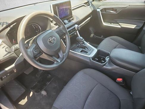 Used 2024 Toyota RAV4 XLE FWD image 12