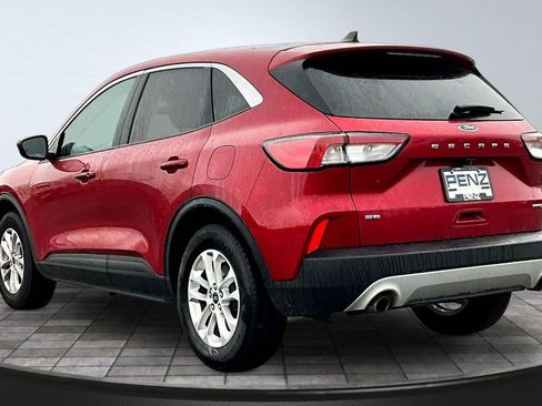Used 2021 Ford Escape SE w/ Convenience Package AWD/4WD image 4