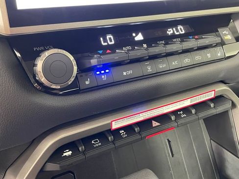 Used 2024 Toyota Tundra Limited w/ TRD Off-Road Package AWD/4WD image 9
