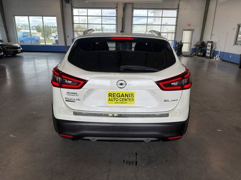 Used 2022 Nissan Rogue Sport SL AWD/4WD image 4