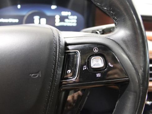 Used 2022 Lincoln Aviator Reserve w/ Equipment Group 201A AWD/4WD image 42