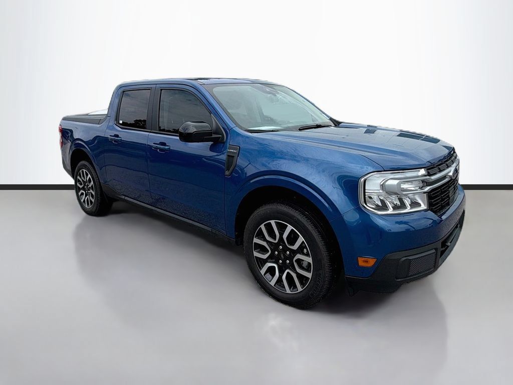 Used 2024 Ford Maverick Lariat w/ 4K Tow Package AWD/4WD image 3