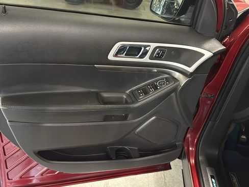 Used 2015 Ford Explorer Sport w/ Equipment Group 401A AWD/4WD image 28