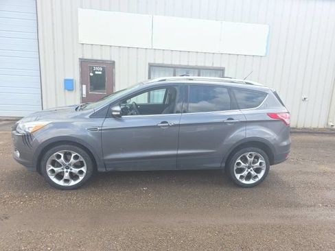 Used 2013 Ford Escape Titanium AWD/4WD image 4