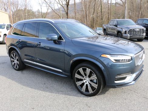 Used 2021 Volvo XC90 T8 Inscription image 10