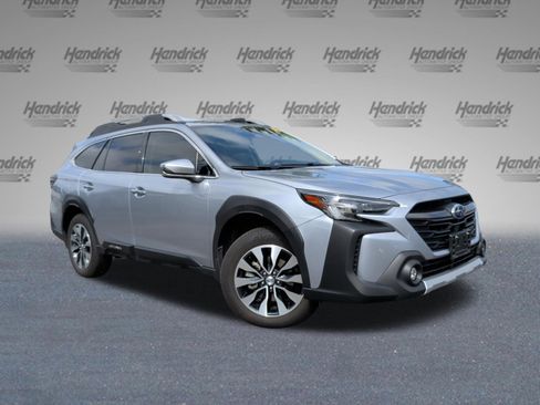 Used 2025 Subaru Outback Touring XT w/ Popular Package #2 AWD/4WD image 2