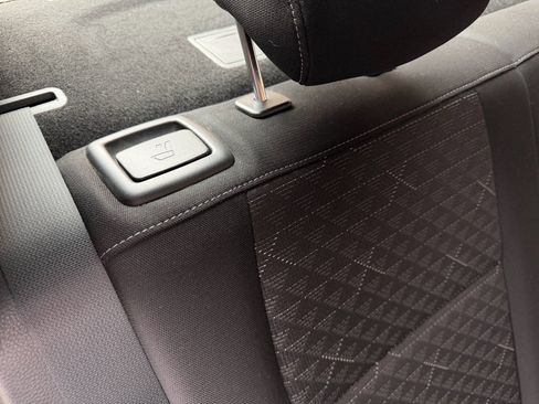 Used 2018 Kia Rio S image 28