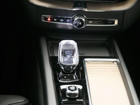 Used 2026 Volvo XC60 B5 Plus AWD/4WD image 32