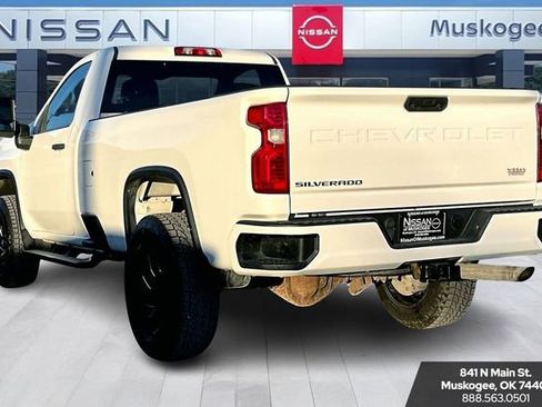 Used 2020 Chevrolet Silverado 2500 W/T w/ WT Convenience Package image 4