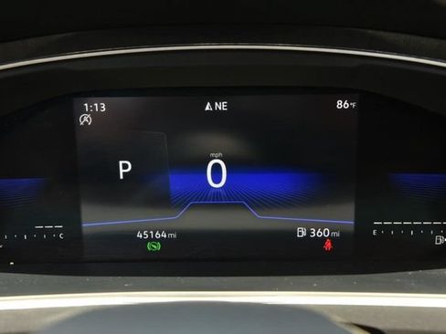Certified 2023 Volkswagen Tiguan SE FWD image 11