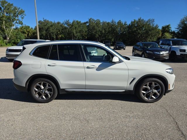 Used 2022 BMW X3 xDrive30i w/ Convenience Package AWD/4WD image 6