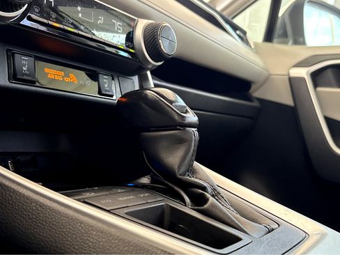 Used 2019 Toyota RAV4 XLE Premium w/ Advanced Technology Package image 17